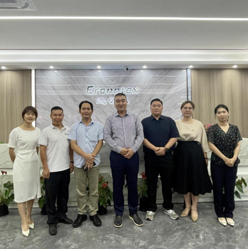 熱烈歡迎韓國客戶蒞臨逸云天實地考察，共商合作大計！